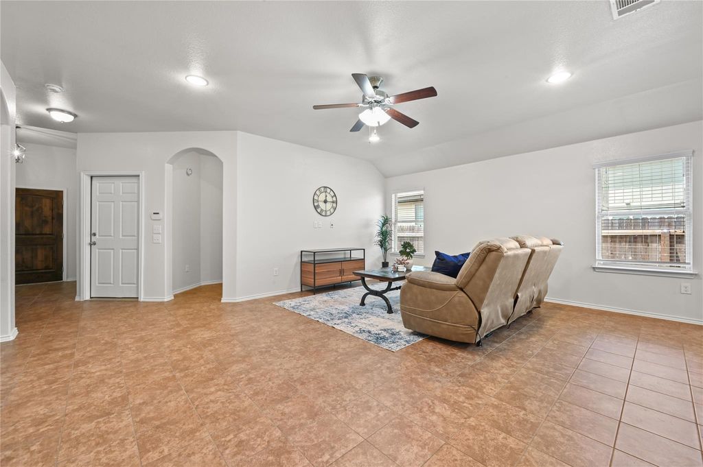 Photo of 303 Limerick RD, Buda, TX 78610 (MLS # 4714536)
