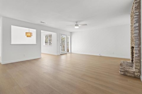 Tiny photo for 11131 Henge DR, Austin, TX 78759 (MLS # 7068396)