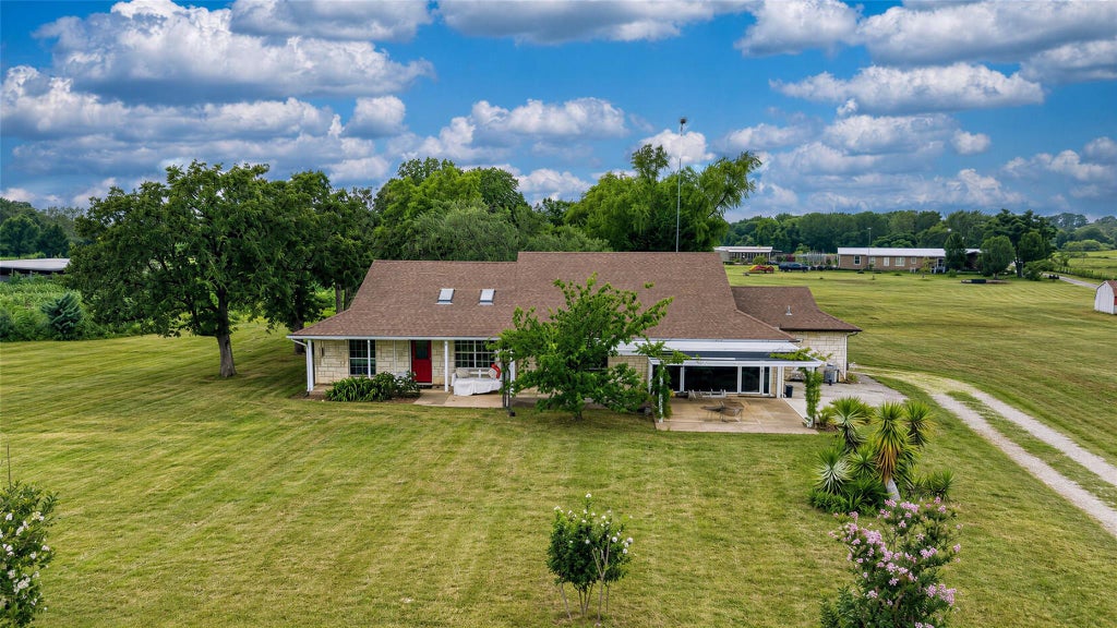 Photo of 358 Easley RD, Smithville, TX 78957 (MLS # 4310259)