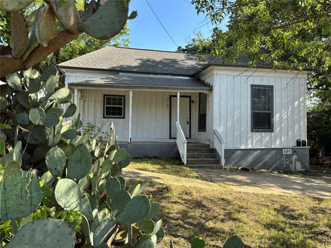 2105 E 12th ST Austin TX 78702