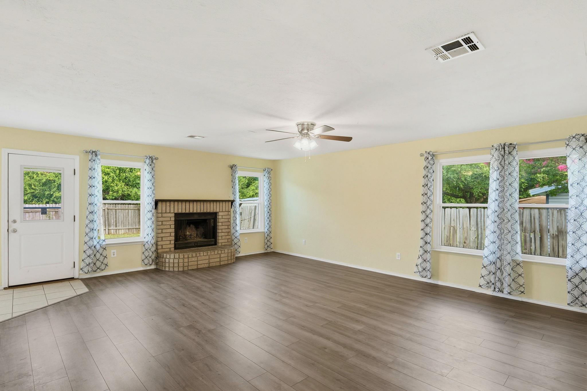 213 Anderson Ave