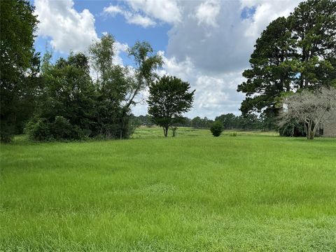 Photo of 120 Shore Front DR, Bastrop, TX 78602 (MLS # 6654834)