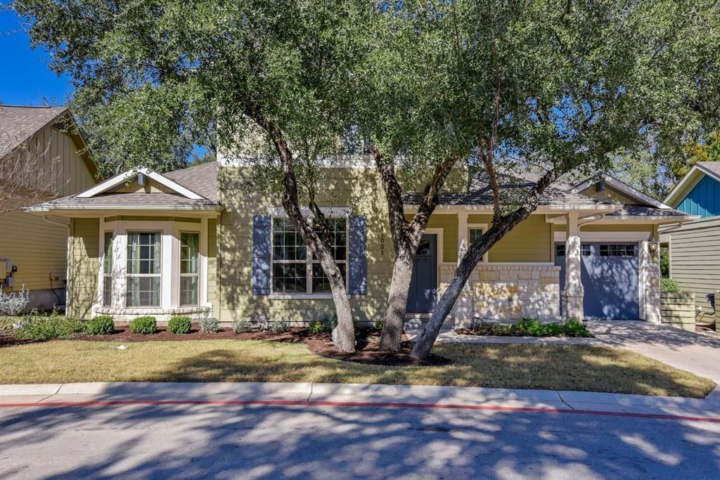 Photo of 11021 Avery Station LOOP #29, Austin, TX 78717 (MLS # 6595157)