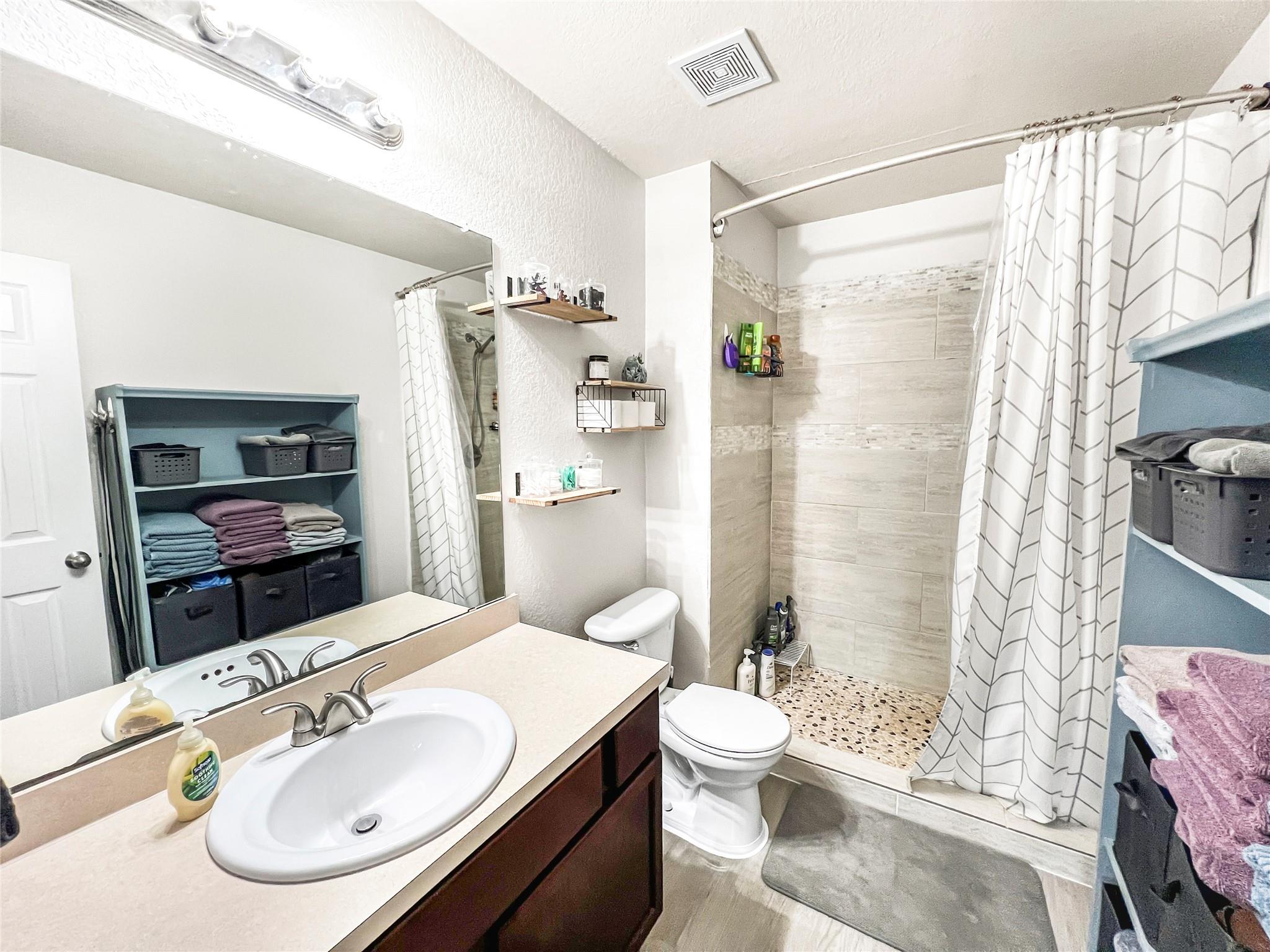 144 Calcite LN