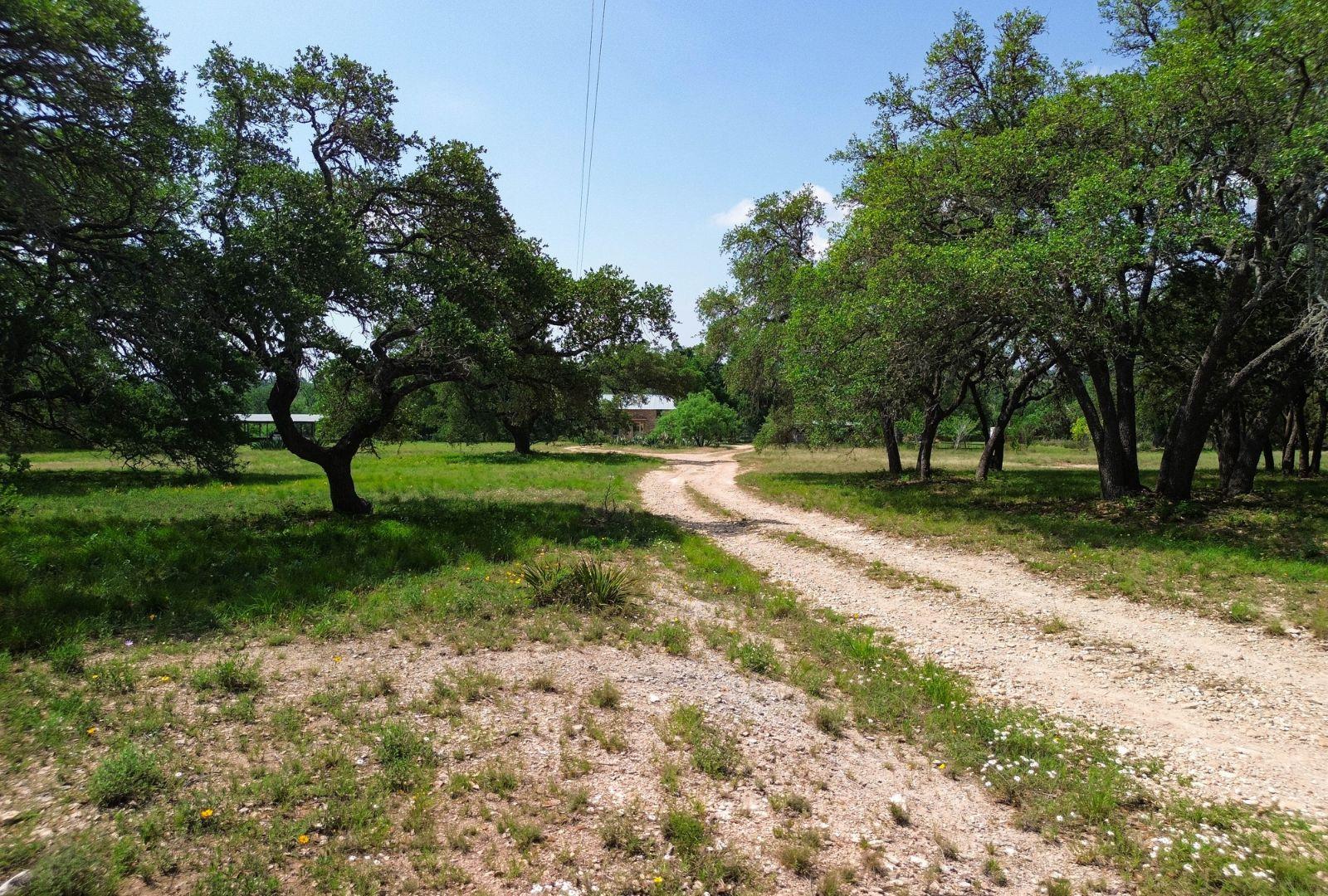 1037 Ranch Road 962 W