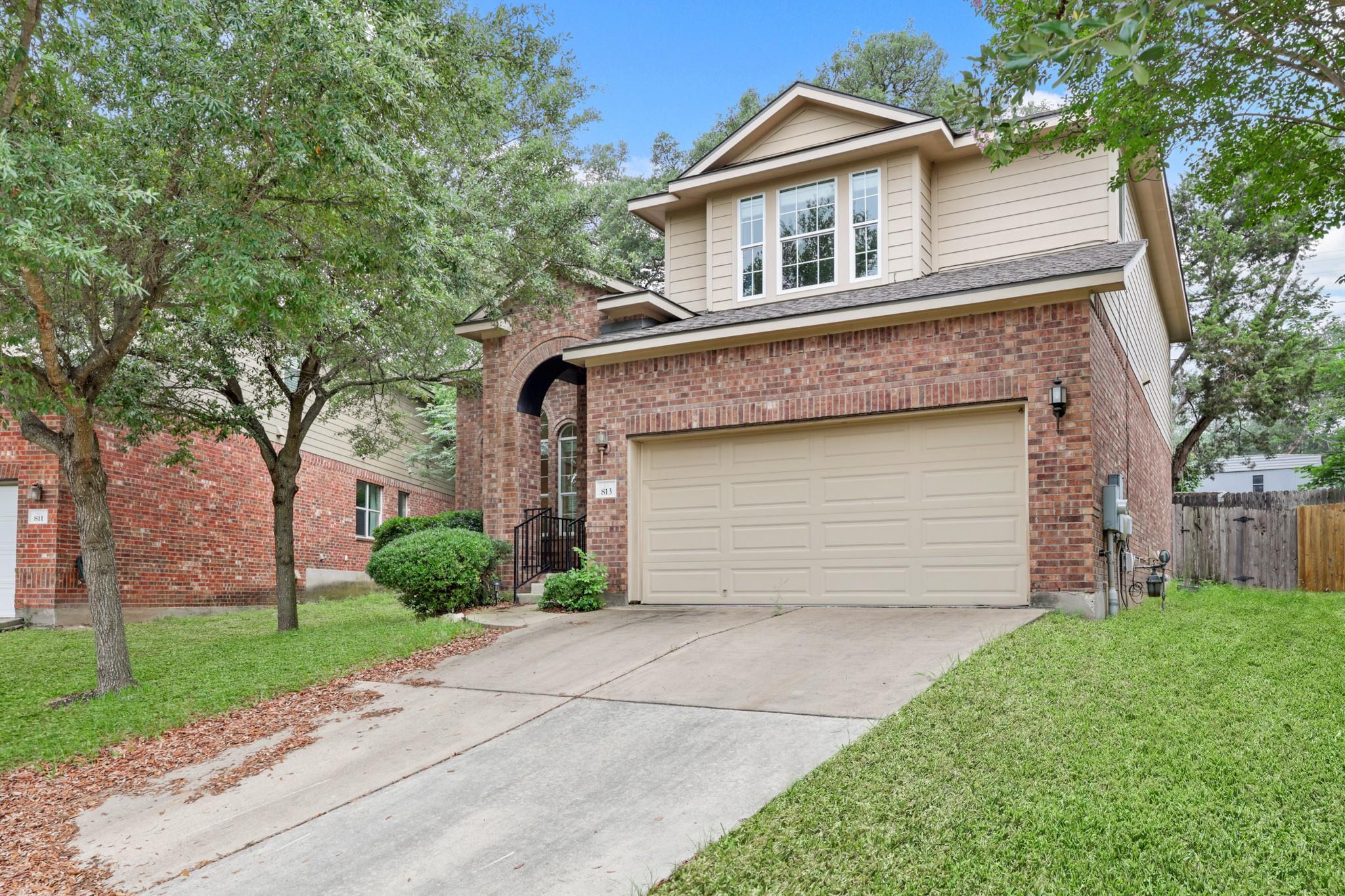 813 Kevin Taylor DR