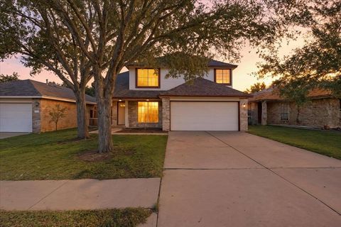 Photo of 4404 Campo Verde DR, Austin, TX 78749 (MLS # 6020666)
