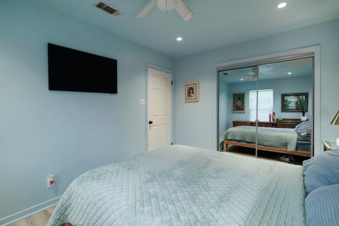Tiny photo for 901 Saint Elmo CIR, Austin, TX 78745 (MLS # 1074209)