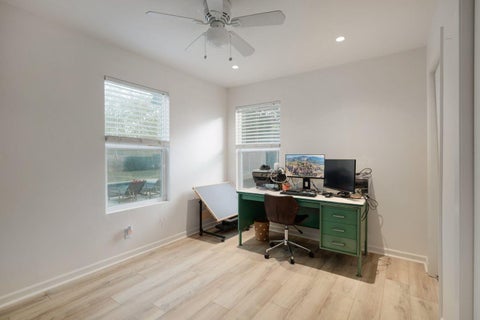 Tiny photo for 901 Saint Elmo CIR, Austin, TX 78745 (MLS # 1074209)