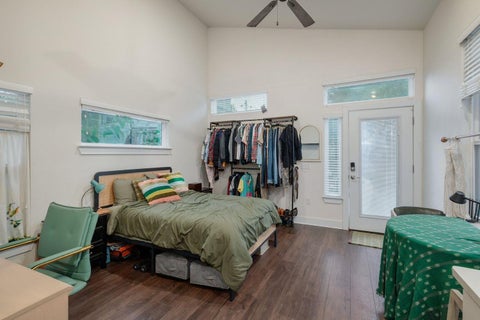 Tiny photo for 901 Saint Elmo CIR, Austin, TX 78745 (MLS # 1074209)