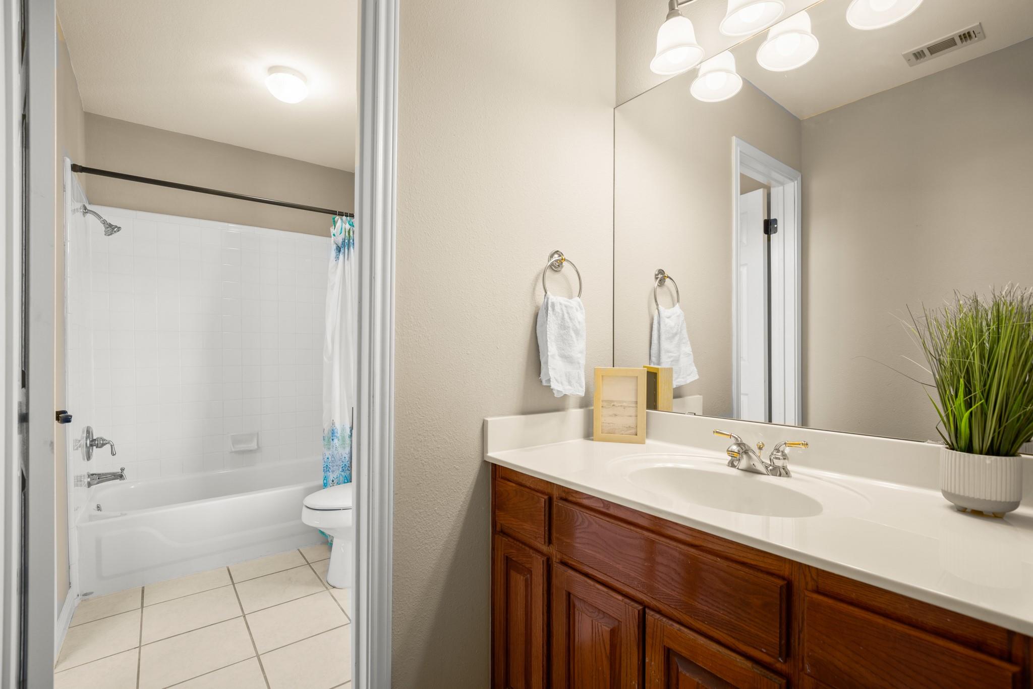 Austin, Texas 78726, United States, 5 Bedrooms Bedrooms, ,4 BathroomsBathrooms,Residential,Active,87710