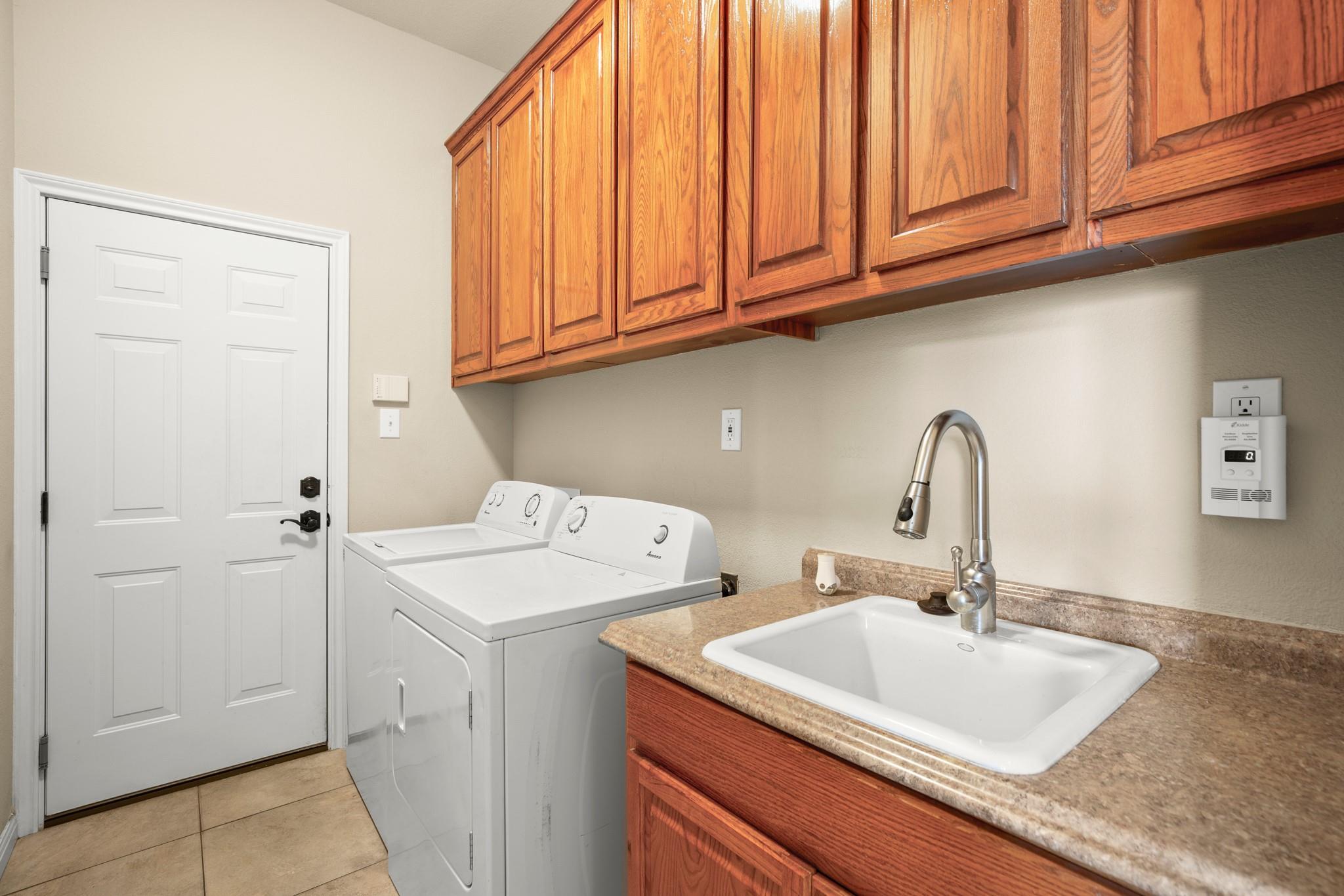 Austin, Texas 78726, United States, 5 Bedrooms Bedrooms, ,4 BathroomsBathrooms,Residential,Active,87710