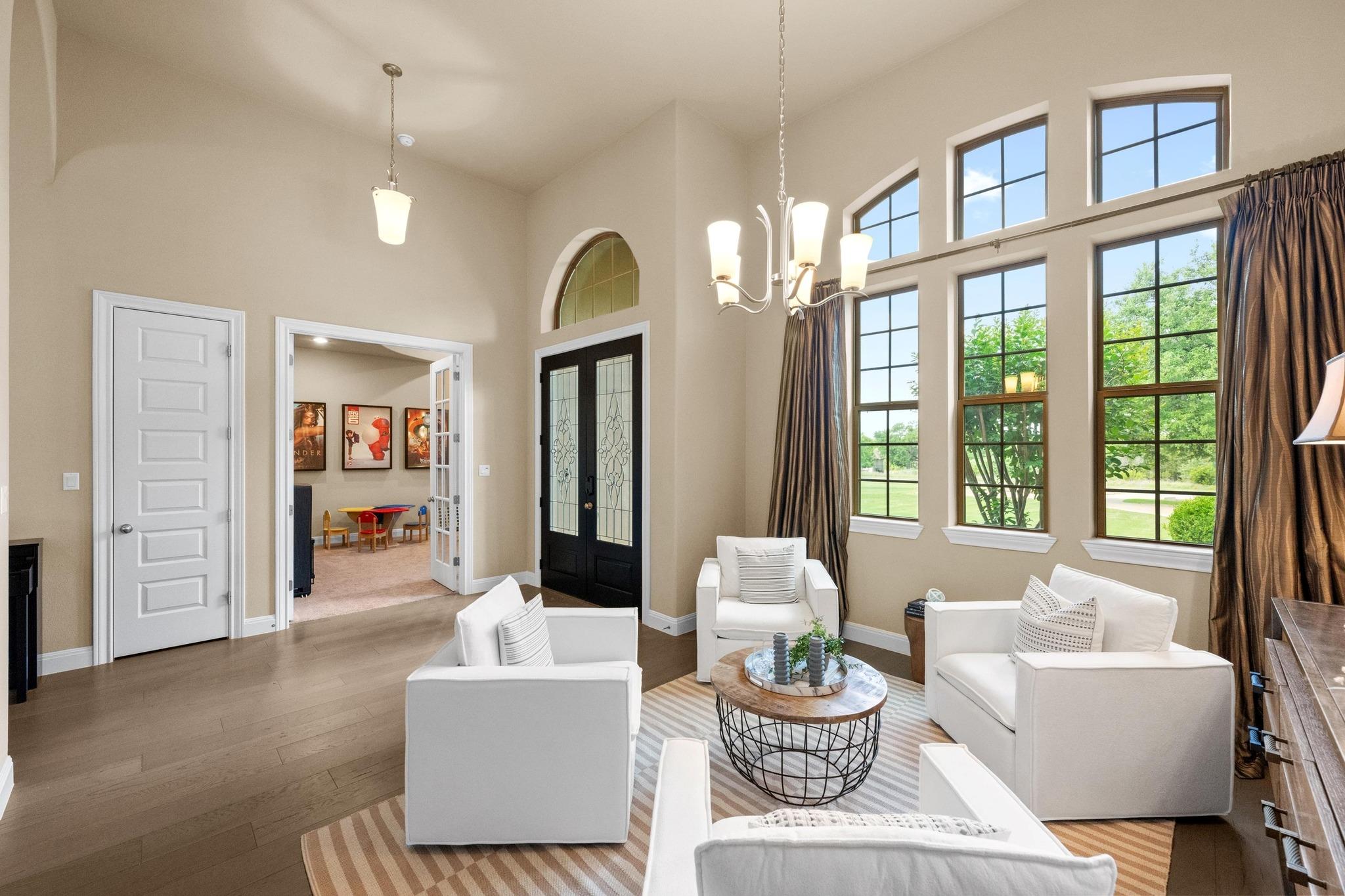 465 Linden LOOP