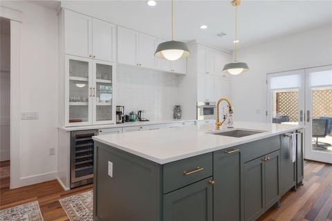 Tiny photo for 1701 Willow ST, Austin, TX 78702 (MLS # 2493106)