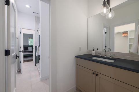 Tiny photo for 1701 Willow ST, Austin, TX 78702 (MLS # 2493106)