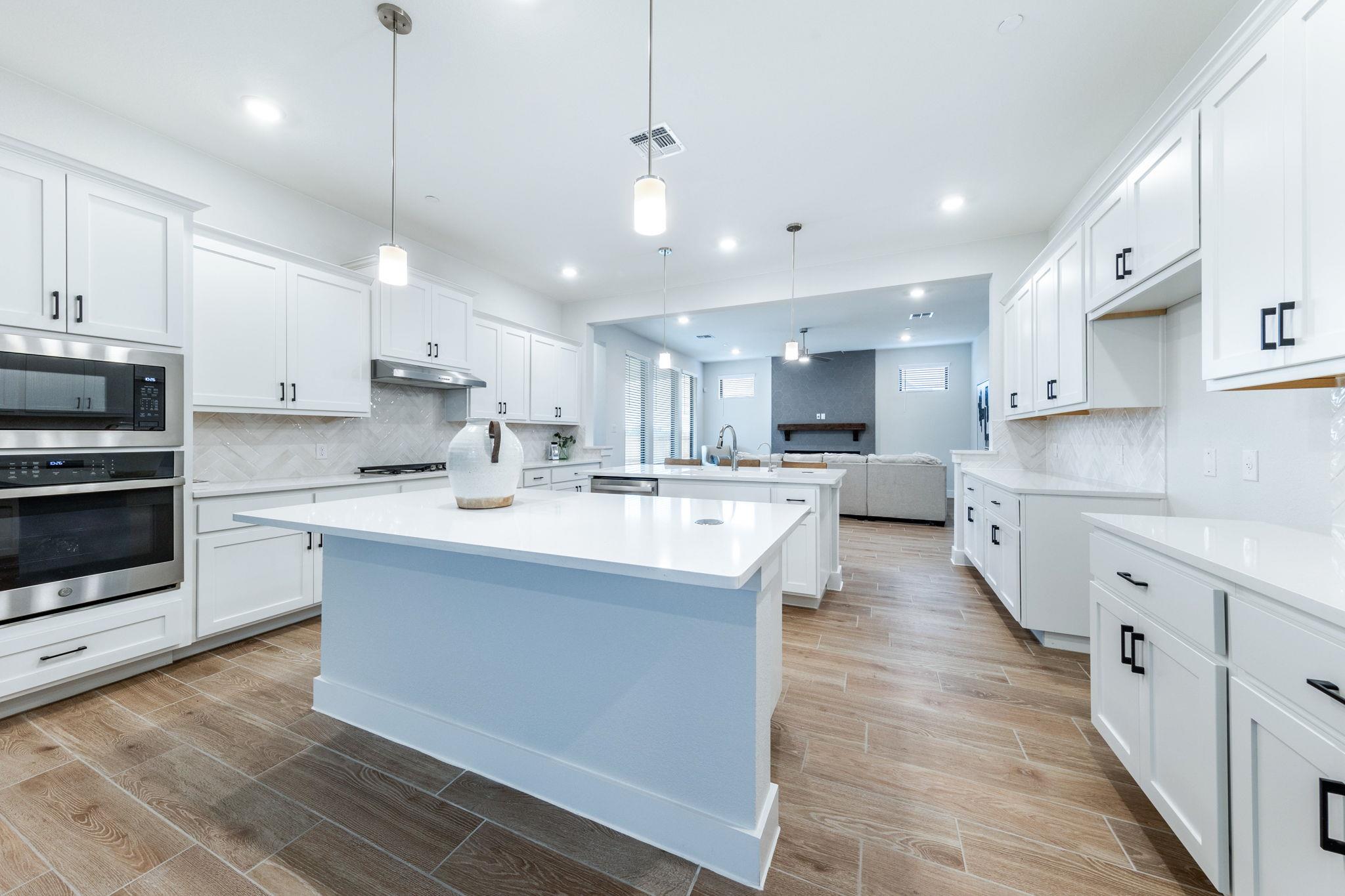 471 Diamondleaf DR