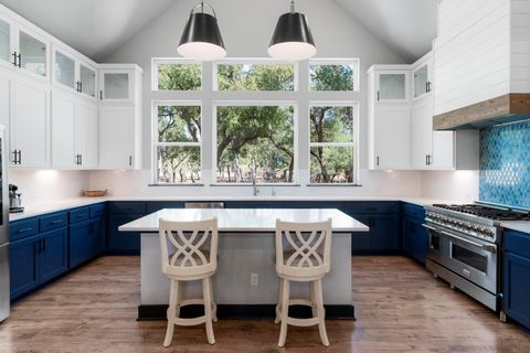 125 Brown Saddle CV Driftwood TX 78619