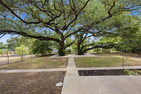Tiny photo for 11605 N Oaks DR, Austin, TX 78753 (MLS # 8808986)
