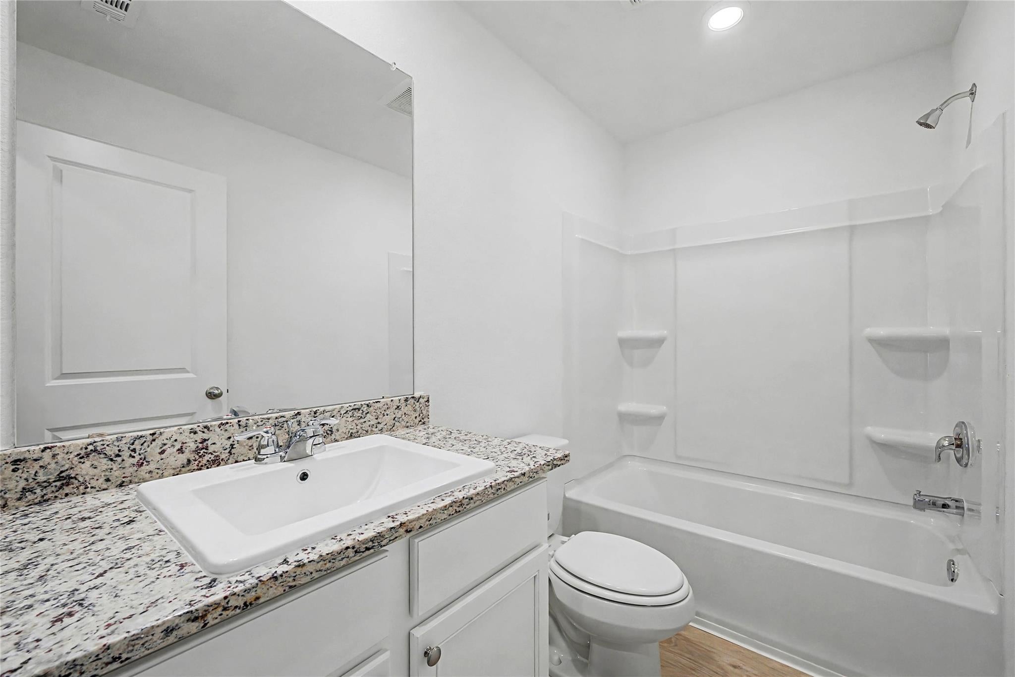 218 Myrtle Oak DR