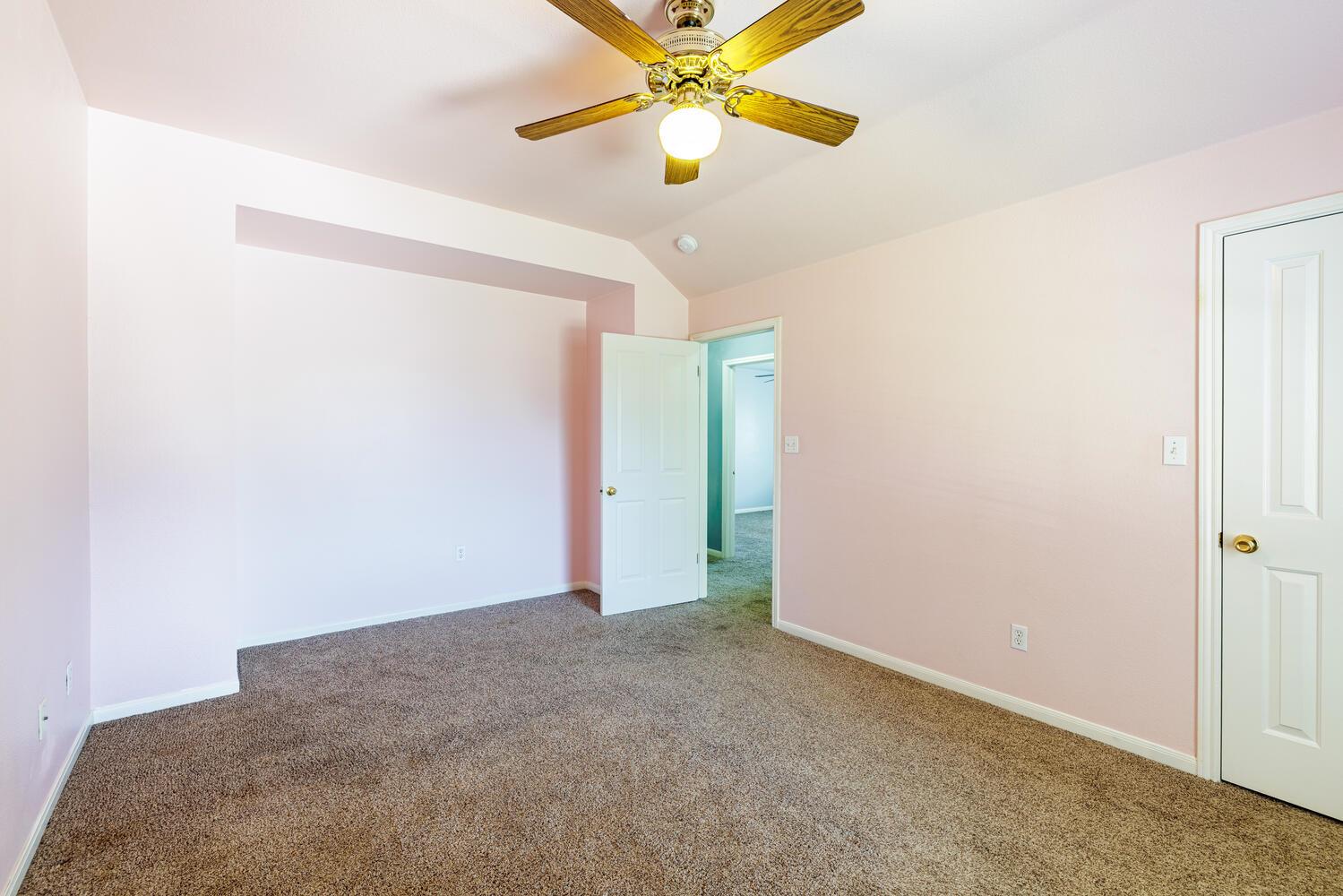 132 Nopal DR
