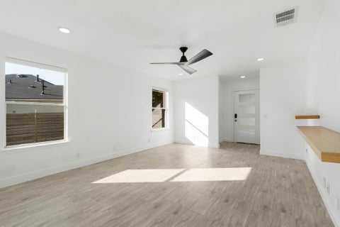 Tiny photo for 14901 Chamberlain CT, Austin, TX 78724 (MLS # 1129078)