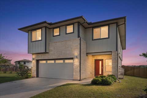 Photo of 2109 Ettalee CT, Austin, TX 78754 (MLS # 1079020)