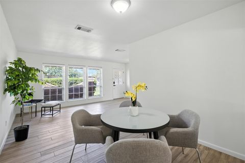 Tiny photo for 6923 Scenic Brook DR, Austin, TX 78736 (MLS # 9427033)