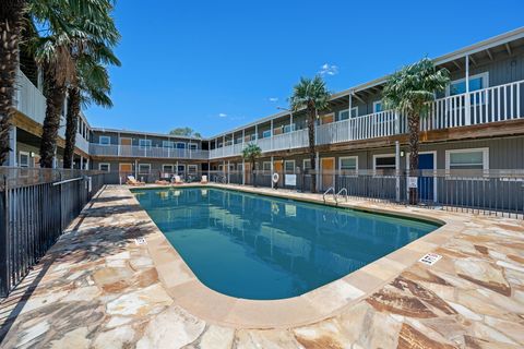 Photo of 2401 Manor RD #217, Austin, TX 78722 (MLS # 3130222)