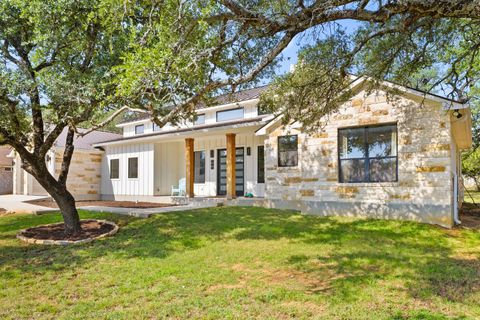 114 Winding Oak DR Johnson City TX 78636