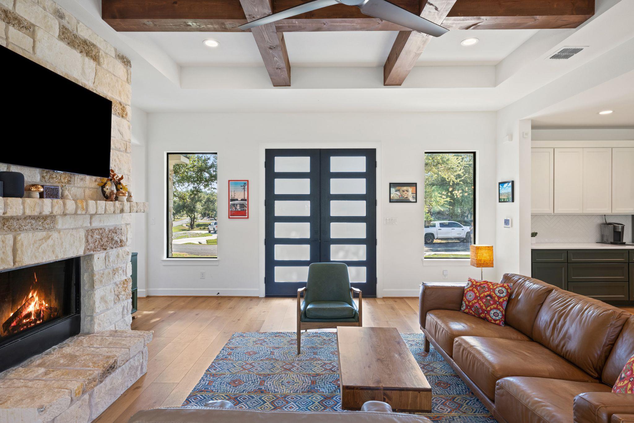 114 Winding Oak DR