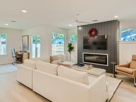 Photo of 6215 Club Terrace, Austin, TX 78741 (MLS # 7207711)