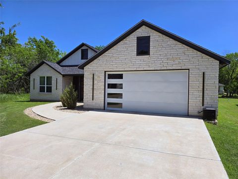 109 Kipapa CT Bastrop TX 78602