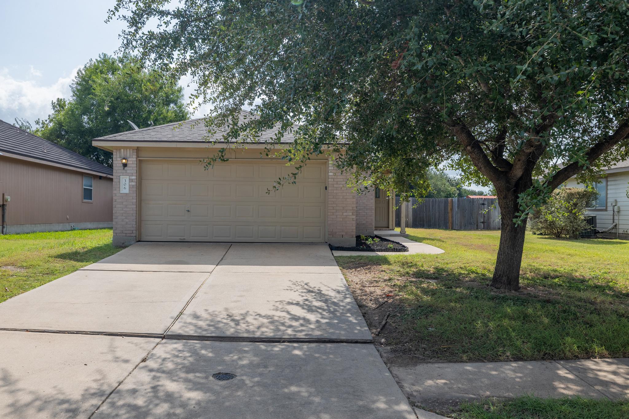 306 Quail Hollow DR