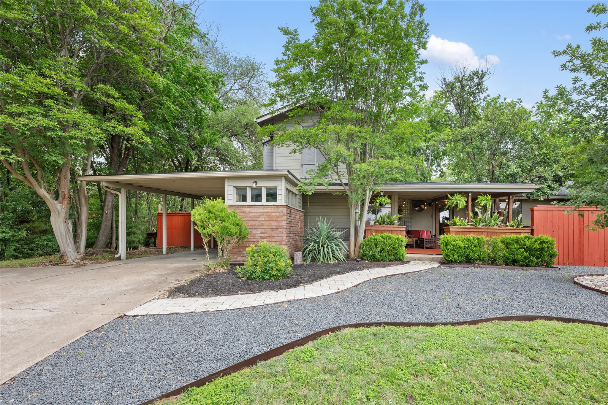 5900 Nasco DR