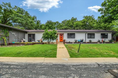 1601 E 19th ST Georgetown TX 78626