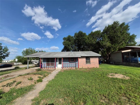 Tiny photo for 5701 Glen Meadow DR, Austin, TX 78745 (MLS # 1834357)