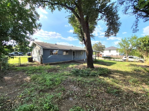 Tiny photo for 5701 Glen Meadow DR, Austin, TX 78745 (MLS # 1834357)