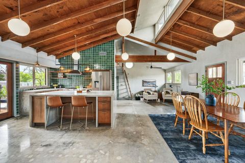 905 Payne Ave Austin TX 78757