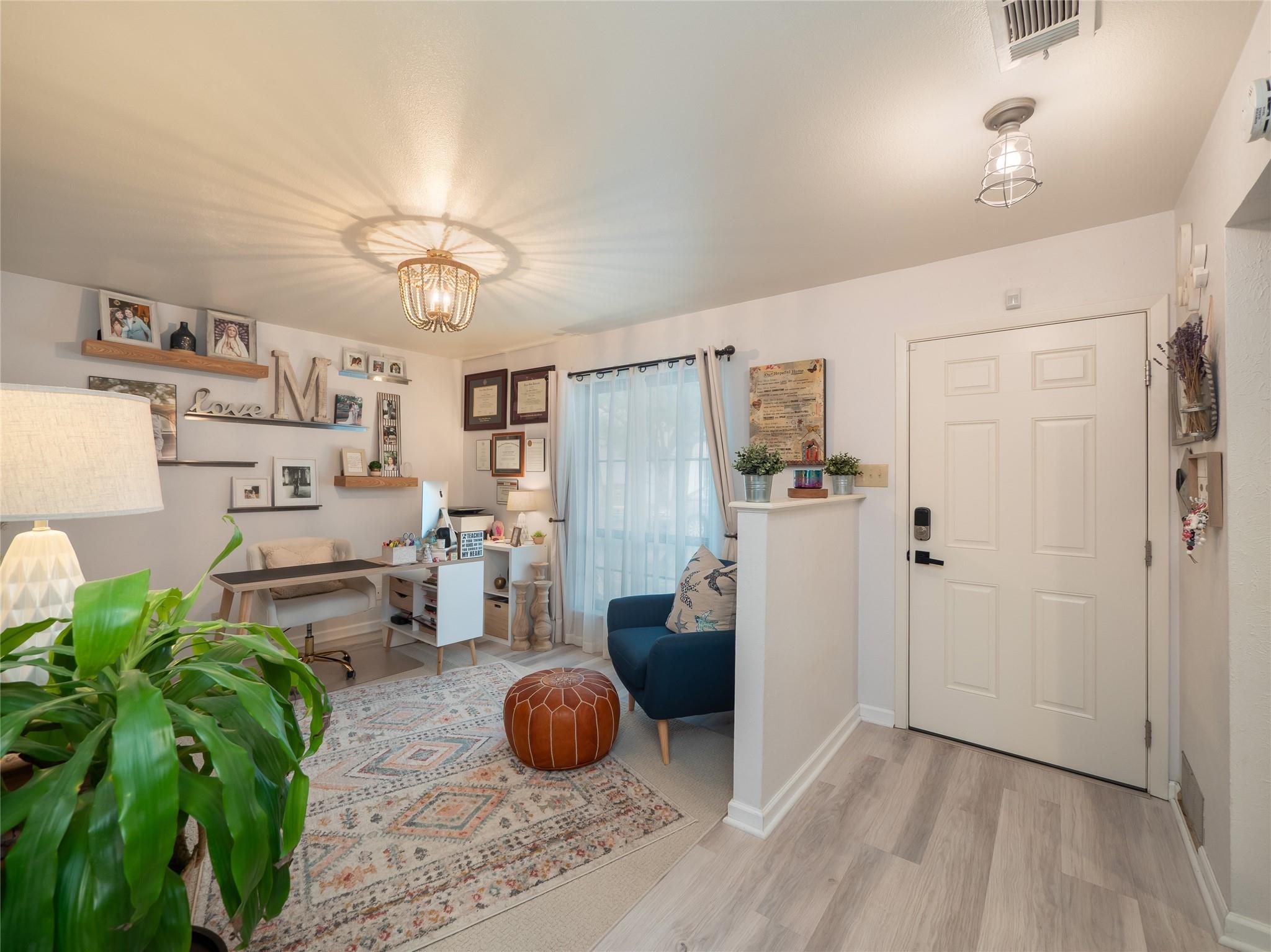 3424 Galesburg DR