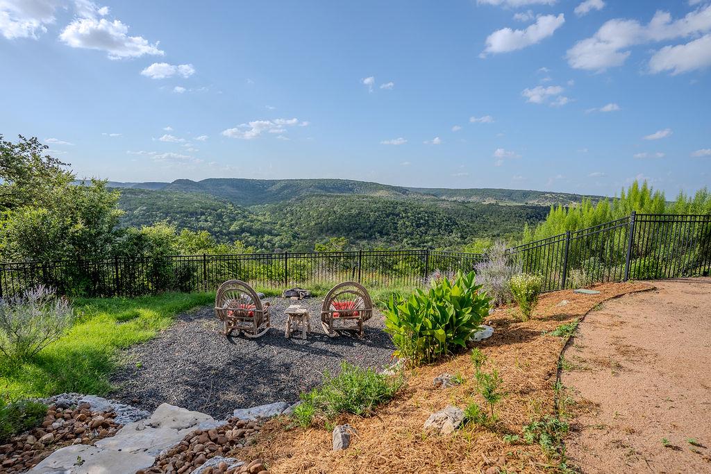 1950 Estrellita Ranch RD