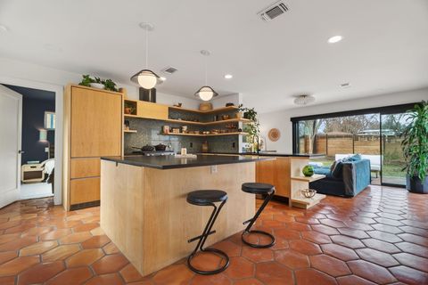 Tiny photo for 1712 Giles ST, Austin, TX 78722 (MLS # 8212436)