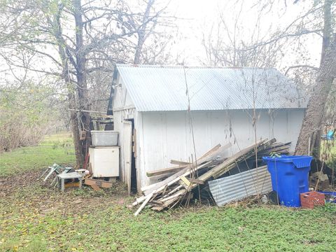 A home in Smithville