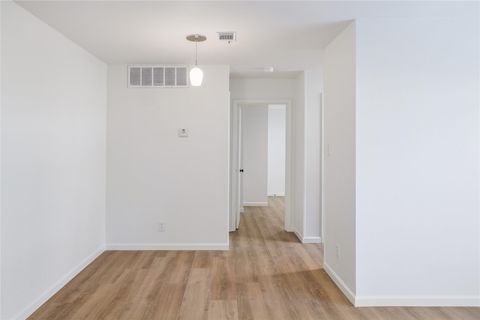 Tiny photo for 6903 Deatonhill DR #38, Austin, TX 78745 (MLS # 1937416)