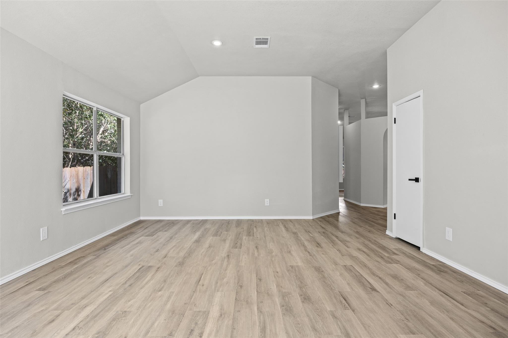 1709 Southeastern TRL