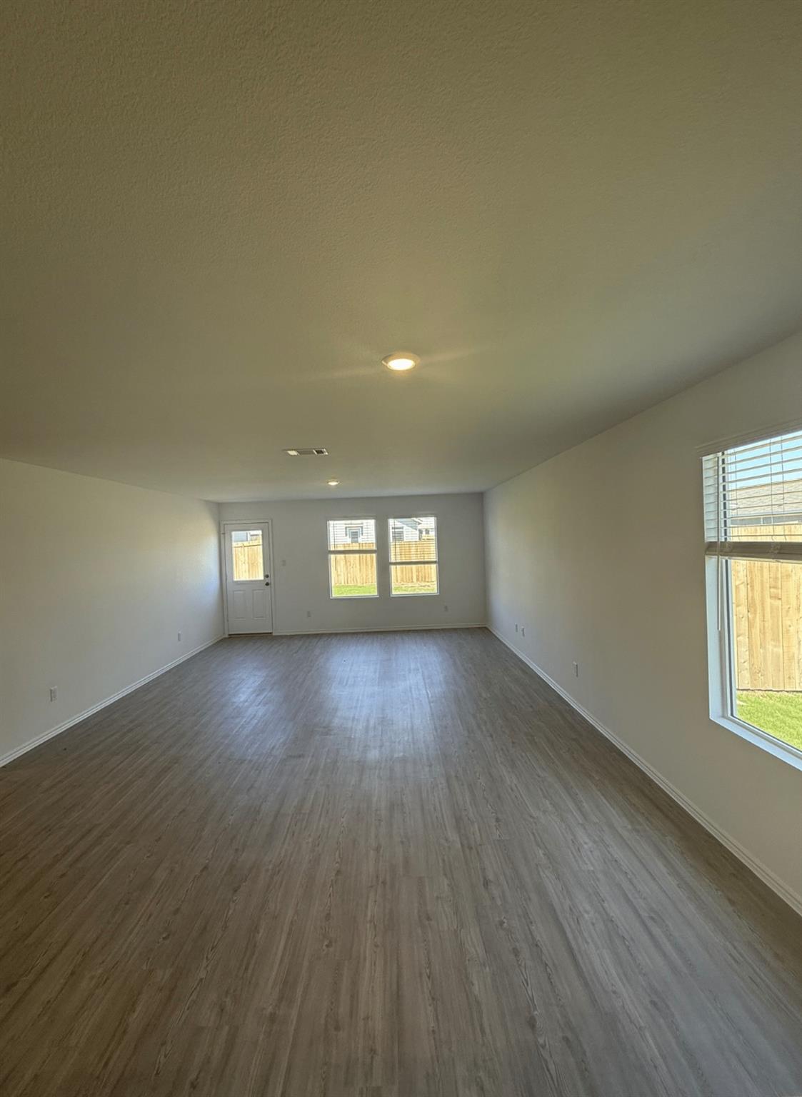 319 Bertram Oaks DR