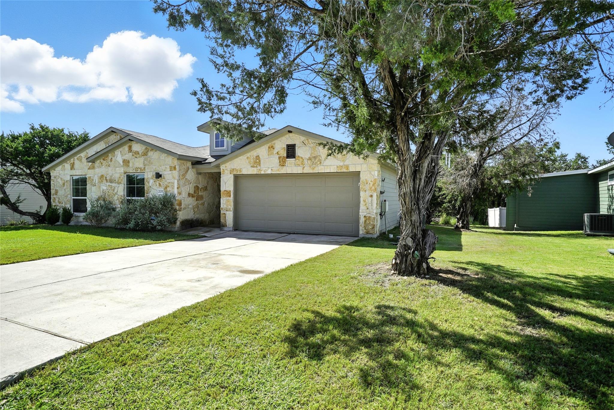 21201 Winslow CV