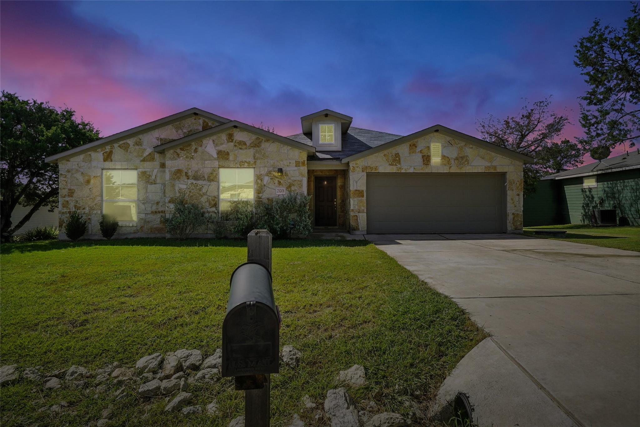 21201 Winslow CV