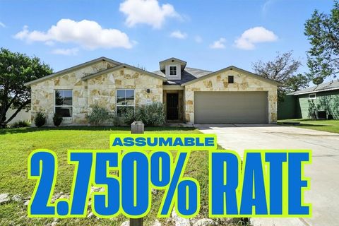 Photo of 21201 Winslow CV, Lago Vista, TX 78645 (MLS # 3074879)