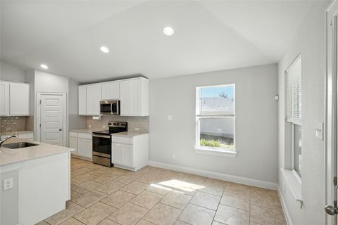 Tiny photo for 21201 Winslow CV, Lago Vista, TX 78645 (MLS # 3074879)