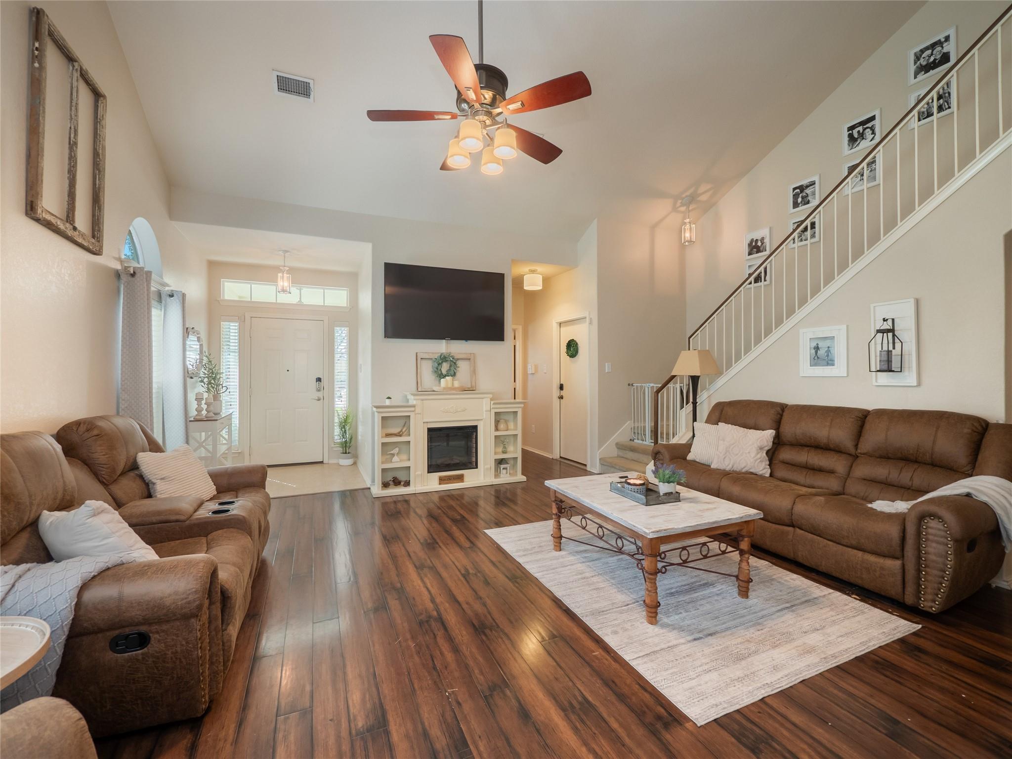 107 Wisteria WAY